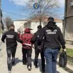 video barbat din cernavoda acuzat ca si a trimis concubina fortat la prostitutie mascatii de la sas i au batut la usa la prima ora a diminetii 69b96dd236517