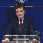 video ce spune nicusor dan despre propunerea psd privind banii pentru persoanele vulnerabile si o eventuala iesire de la guvernare 69a9e79ca4cbc