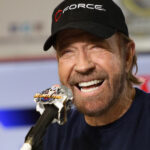 video chuck norris a murit indragitul actor avea 86 de ani 69bd59b795def