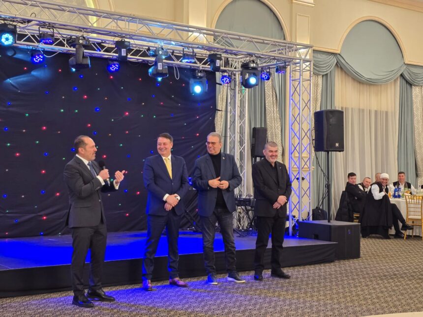 video cina de iftar oferita de udttmr a scos la iveala o latura inedita a ambasadorului turciei in romania ai n ai mingea dai la poarta 69bc33c250229