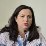 video consilierii judeteni au votat pentru reinfiintarea functiei de administrator public al judetului ionela costache propunerea lui florin mitroi 69ca27e1350cd