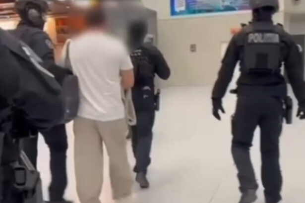 video fane vancica prins pe aeroportul otopeni barbatul ar fi cerut unui om de afaceri taxa de protectie de 25 000 de lei pe luna 69abf6e579af5