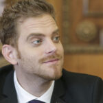 video ilan laufer si gemenii sai de 5 ani au fost loviti de o masina cand traversau strada pe trotineta in bucuresti 69b9296cae256