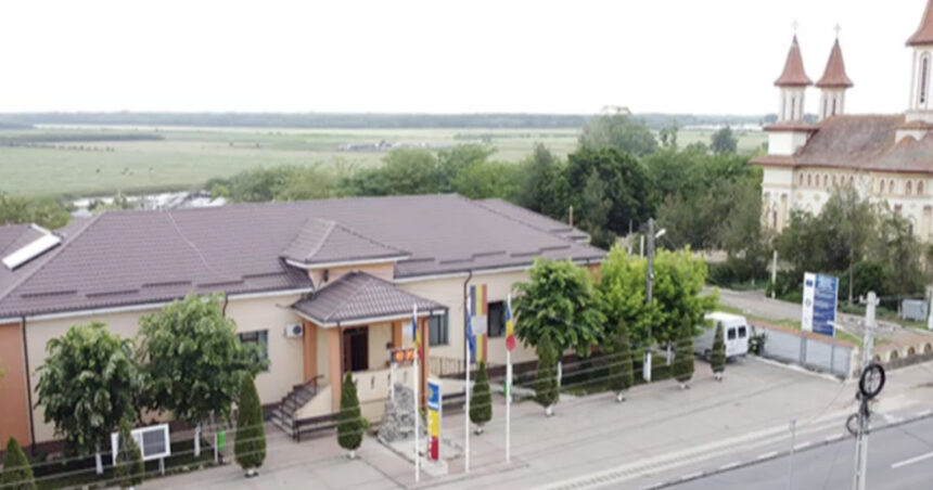 video jaf la primaria ivesti din judetul galati 100 000 de lei bani din taxe si impozite au fost furati 69c4f9194590c