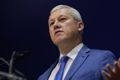 video mai redimensioneaza personalul din prefecturi predoiu anunta cresterea bugetului si reduceri in judetele mai mici 69ac213335957