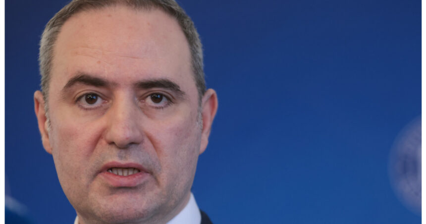 video ministrul nazare nu e o criza ci o schimbare de paradigma romania trece de la consum la competitivitate 69a6b46ae4d11