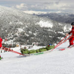 video operatiune grea in maramures trei ucraineni recuperati de la mare altitudine aproape 100 de oameni salvati de pe munte in ultima zi 69a3fc574ecc7