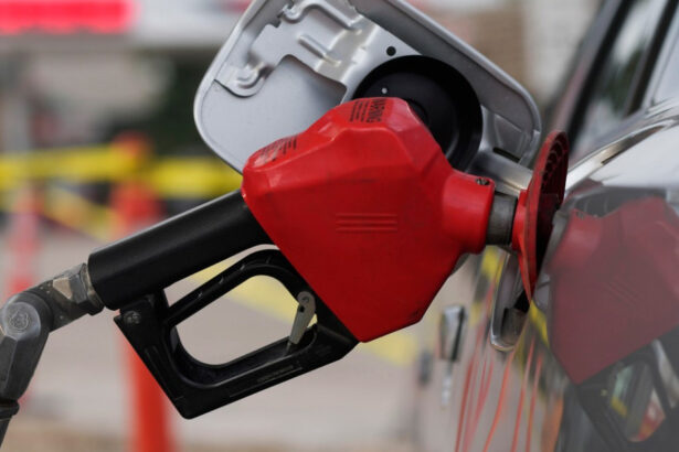 video pret record la carburanti in romania dupa scumpiri repetate sorin grindeanu guvernul sa se ocupe de acest lucru 69bd2bfeaf3c6