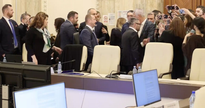 video rasturnam democratia haos la votul ajutoarelor pentru pensionari masura a fost respinsa desi initial trecuse psd a parasit sala 69ba970ceaf43