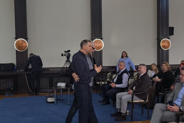 video scandal inainte de sedinta cjc provocat de un cetatean din valu lui traian 69ca2466980fa