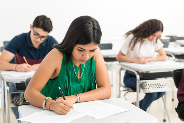 video simularile evaluarii nationale si bacalaureatului in pericol 73 000 de profesori refuza sa participe reactia ministrului educatiei 69b01221ba1b5