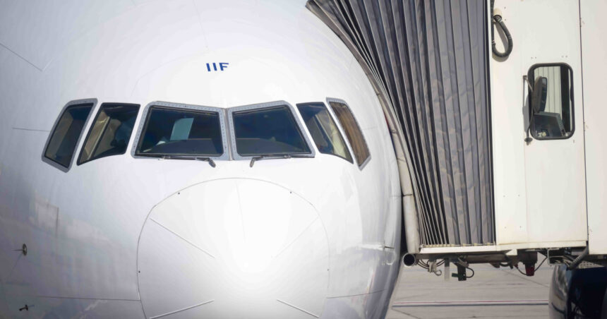 video ungaria organizeaza primul zbor de repatriere din iordania 87 de persoane inclusiv doi romani vor reveni acasa 69a805ef15459