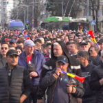 videofoto a treia zi de proteste la targu jiu sute de mineri in strada oamenii ameninta ca vor muta manifestatiile in bucuresti 69bacbc8a7318