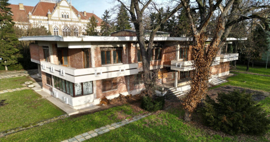 vila de protocol a lui ceausescu din timisoara a reintrat in patrimoniul judetului in ce vor autoritatile locale sa o transforme 69b414a445dfd