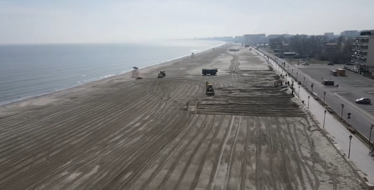 102 subsectoare de plaja sunt scoase la licitatie pe litoral 92 in etapa i si inca 10 in navodari in etapa a ii a 69cd6587c7021