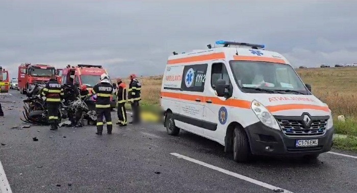 accident grav intre lumina si sibioara pe dn22 un autoturism s a rasturnat 69d644aa15975