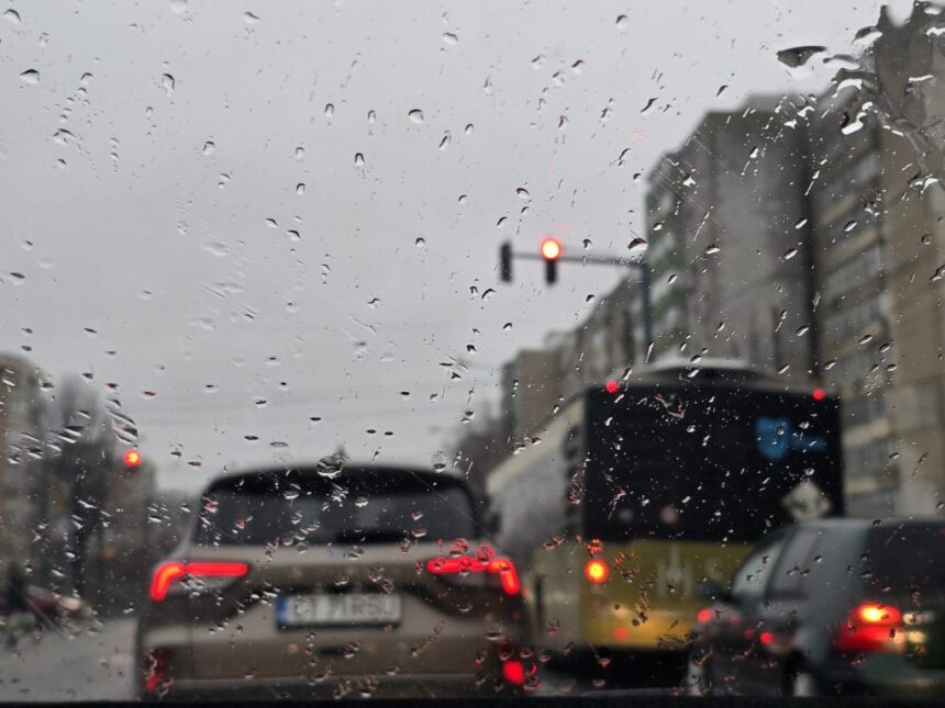 cod galben de vreme rea in aproape toata tara in dobrogea vor fi precipitatii sub forma de ploaie lapovita si ninsoare 69d636617e6aa