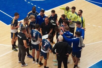 csm constanta continua traditia din acest sezon inca o infrangere in sala sporturilor 69d2267479c7a