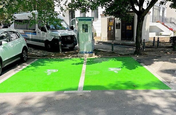 dispar parcarile gratuite pentru masini electrice si hibride iata unde si de cand 69cdfcd00e4cf