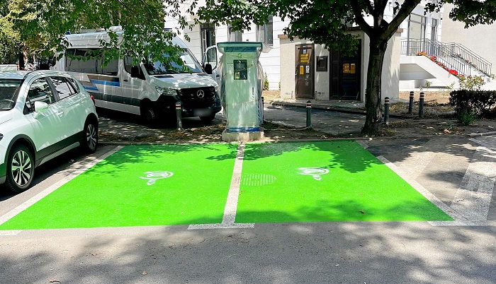 dispar parcarile gratuite pentru masini electrice si hibride iata unde si de cand 69cdfcd00e4cf