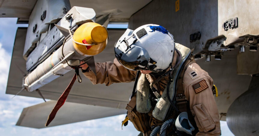 donald trump va cere cresterea bugetului pentagonului la o suma de cinci ori mai mare decat cel al chinei 69cfdcde638f3