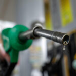 exclusiv traian basescu spune ca romania poate evita o penurie de carburanti ce il ingrijoreaza insa pe fostul presedinte 69cd490b97ecb