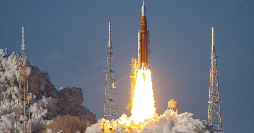 foto artemis ii pene de comunicatii recorduri doborate si un mesaj din trecut cinci momente cheie din survolul lunii 69d4b2465f36b