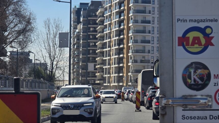 foto atentie soferi se circula bara la bara in mamaia dinspre navodari iata motivul 69cce39220f4b