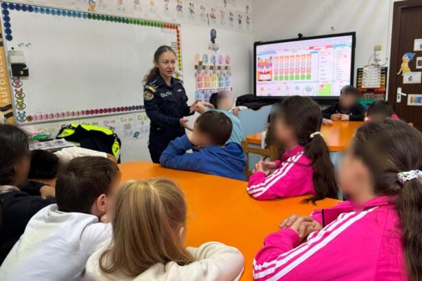 foto ipj constanta a lansat campania intitulata rupe tacerea nu e vina ta pentru prevenirea infractiunilor asupra minorilor colaborare cu isj constanta si cjrae 69cd183a076b0