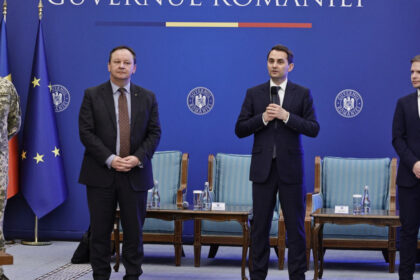 galerie foto intalnire strategice de tip b2b la guvern companii ucrainene au discutat cu industria de aparare din romania despre productia de drone 69cd4b58611ce