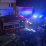 incendiu puternic intr un bloc din sighetu marmatiei peste 80 de oameni evacuati 69d603bd4caf7