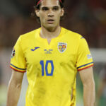 mesajul lui ianis hagi la moartea lui mircea lucescu mi ati oferit o onoare pe care o voi purta in suflet toata viata 69d5eea543d40