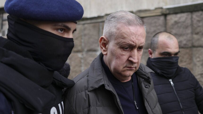 oficial cristian anton seful arr a fost arestat iata cine a mai primit mandat pentru 30 de zile 69ce03f7c522a