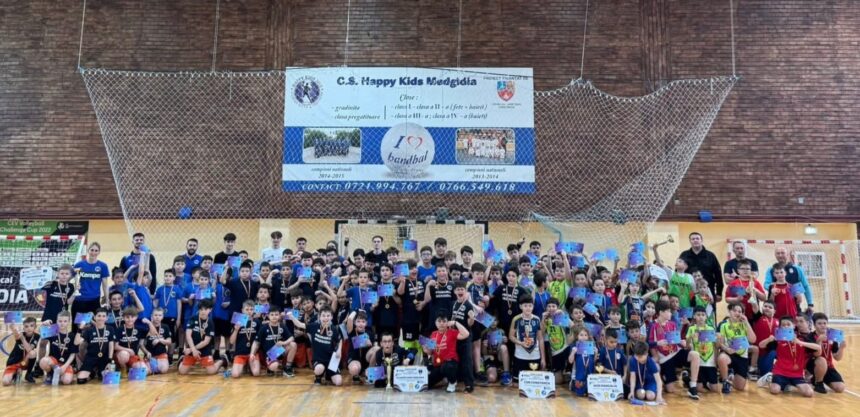 participare numeroasa la festivalul judetean de minihandbal de la medgidia 69d645082d9e9