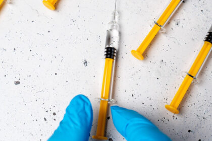 polonia intentioneaza sa distruga 64 de milioane de doze de vaccin impotriva covid 19 in urma hotararii instantei de la bruxelles 69cfa0ff1630e