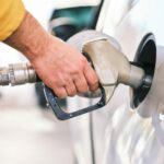 prima zi cu carburanti mai ieftini guvernul ia in calcul reducerea accizei si la benzina 69ccbc9d2eb8d