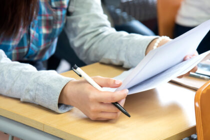 rezultatele la simularea bac 2026 intarzie ministerul educatiei prelungeste termenul pana pe 9 aprilie 69cfd235ea2b7