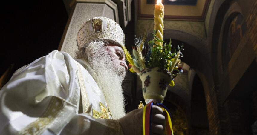 sfanta lumina ajunge sambata in romania cu o cursa speciala de la ierusalim 69d3b52d16e84