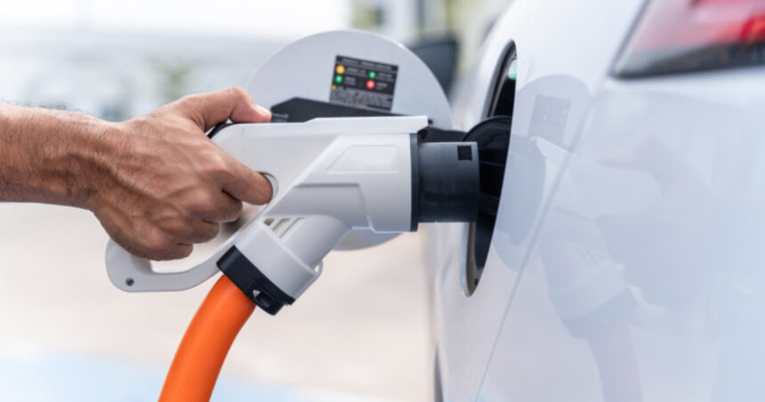 usr vrea sanctiuni pentru ocuparea abuziva a locurilor destinate incarcarii vehiculelor electrice proiect 69d1202ea4c58