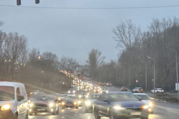 viata bate filmul in constanta si a cumparat masina a lasat o acasa dar a dat nas in nas cu ea in trafic 69d38929bc557