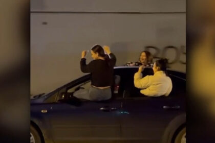 video o soferita de 19 ani a ramas fara permis dupa ce a facut spectacol pe o strada din cluj cum a fost filmata alaturi de prietenele ei 69cf6538783ad