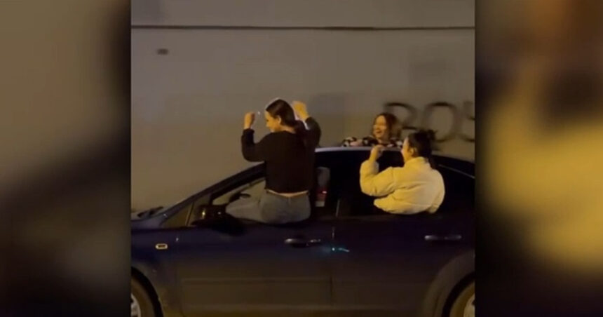 video o soferita de 19 ani a ramas fara permis dupa ce a facut spectacol pe o strada din cluj cum a fost filmata alaturi de prietenele ei 69cf6538783ad