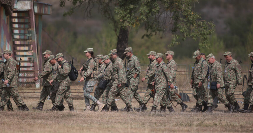 a inceput exercitiul de mobilizare in judetele alba si hunedoara rezervisti chemati la unitatile militare 6a01bd7cdd22e