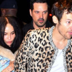 actrita zoe kravitz si superstarul pop harry styles s au logodit 69fda31bb1609