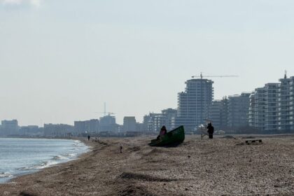 alte 6 sectoare de plaja din navodari au fost atribuite cu ce bani si cine sunt fericitii jupani 6a02446b20685