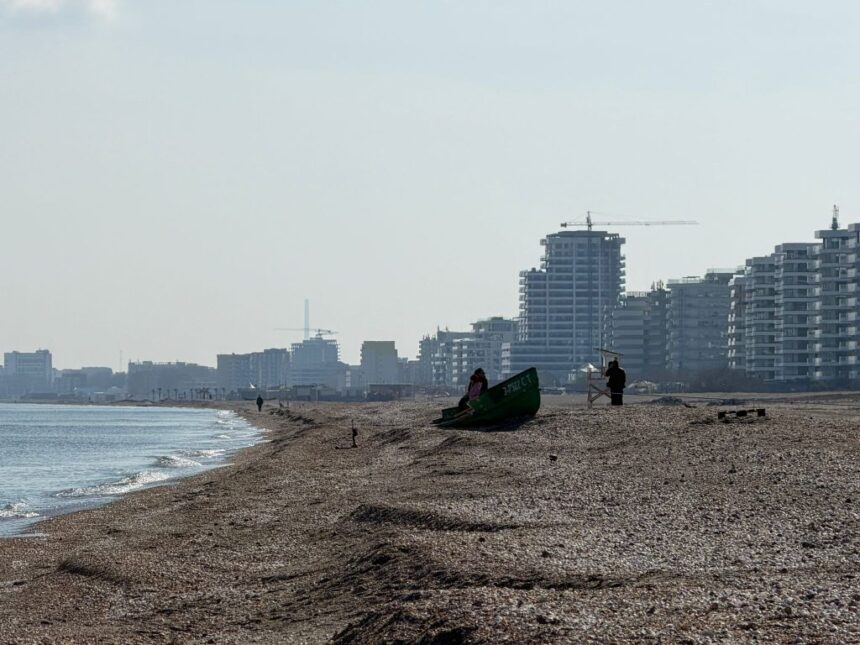 alte 6 sectoare de plaja din navodari au fost atribuite cu ce bani si cine sunt fericitii jupani 6a02446b20685