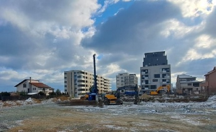 bela tanase poate continua lucrarile la blocul de 7 etaje de la palazu mare instanta a respins suspendarea lucrarilor 6a047367cdfb8