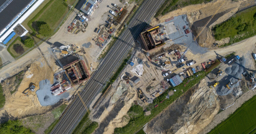 cum arata santierul fara muncitori dronele si utilajele autonome schimba constructia drumurilor si tunelurilor in europa 6a1b0ccf6c309