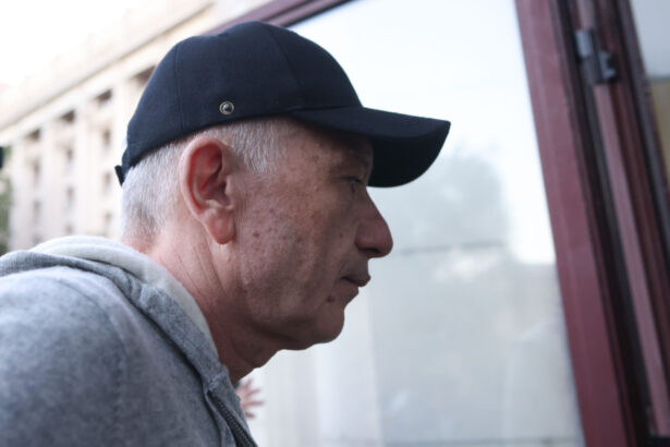 e batuta in cap discutii despre interventii politice pentru un proiect cu eoliene in biroul procurorului gigi stefan stenograme 6a072dacac5c1