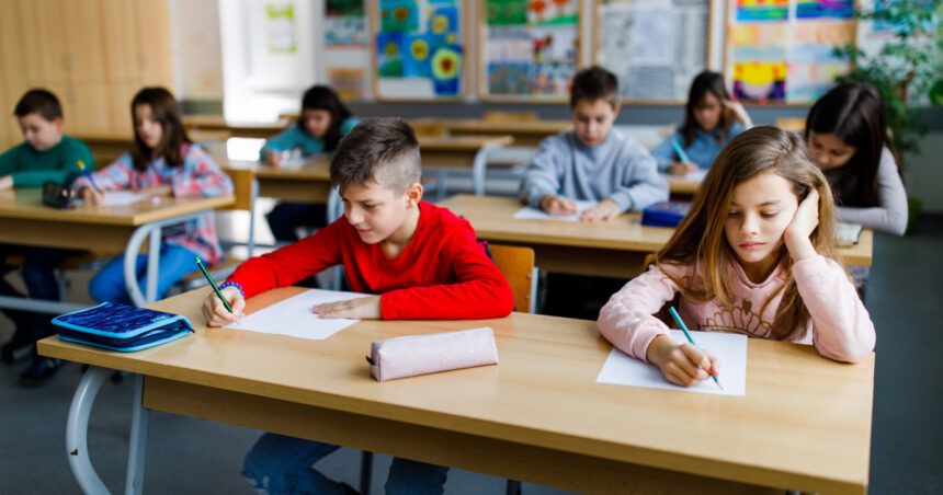 evaluarea nationala 2026 clasa a ii a elevii sustin astazi proba la matematica si explorarea mediului cum sunt structurate cerintele 6a054c0cbc116